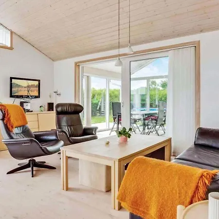 Sleeps 6 Wifi *