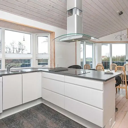 Sleeps 6 Wifi *