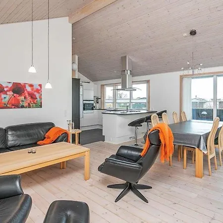 Nyaraló Sleeps 6 Wifi *