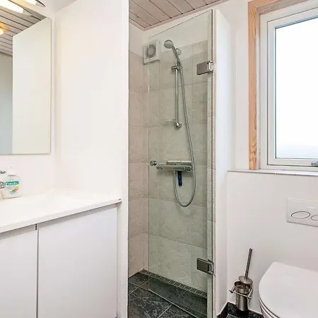 Sleeps 6 Wifi * Sæby